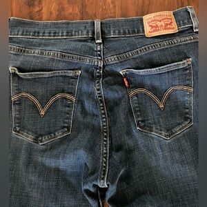 Levi’s Womens SZ 12 W31 L32 Blue Boot Cut Jeans with Medium Wash